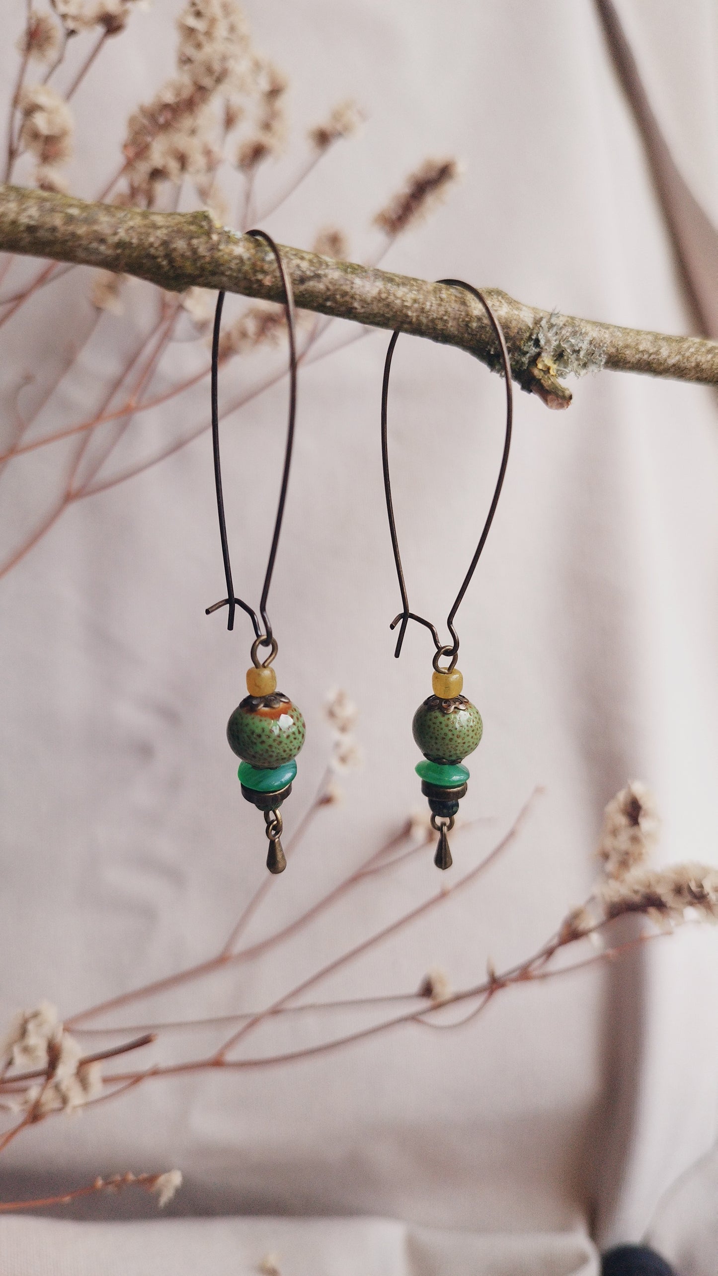 BOUCLE D'OREILLE - ethnique - bohème - upcycling - fait en Belgique - couleur bronze