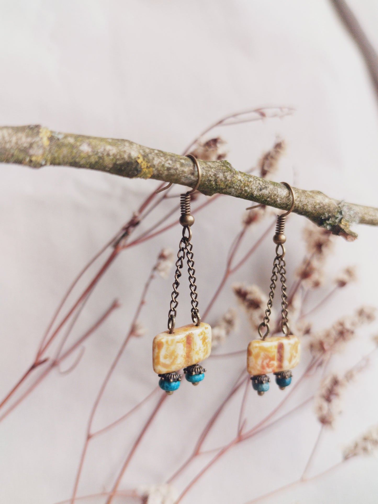 BOUCLE D'OREILLE - ethnique - bohème - upcycling - fait en Belgique - couleur bronze