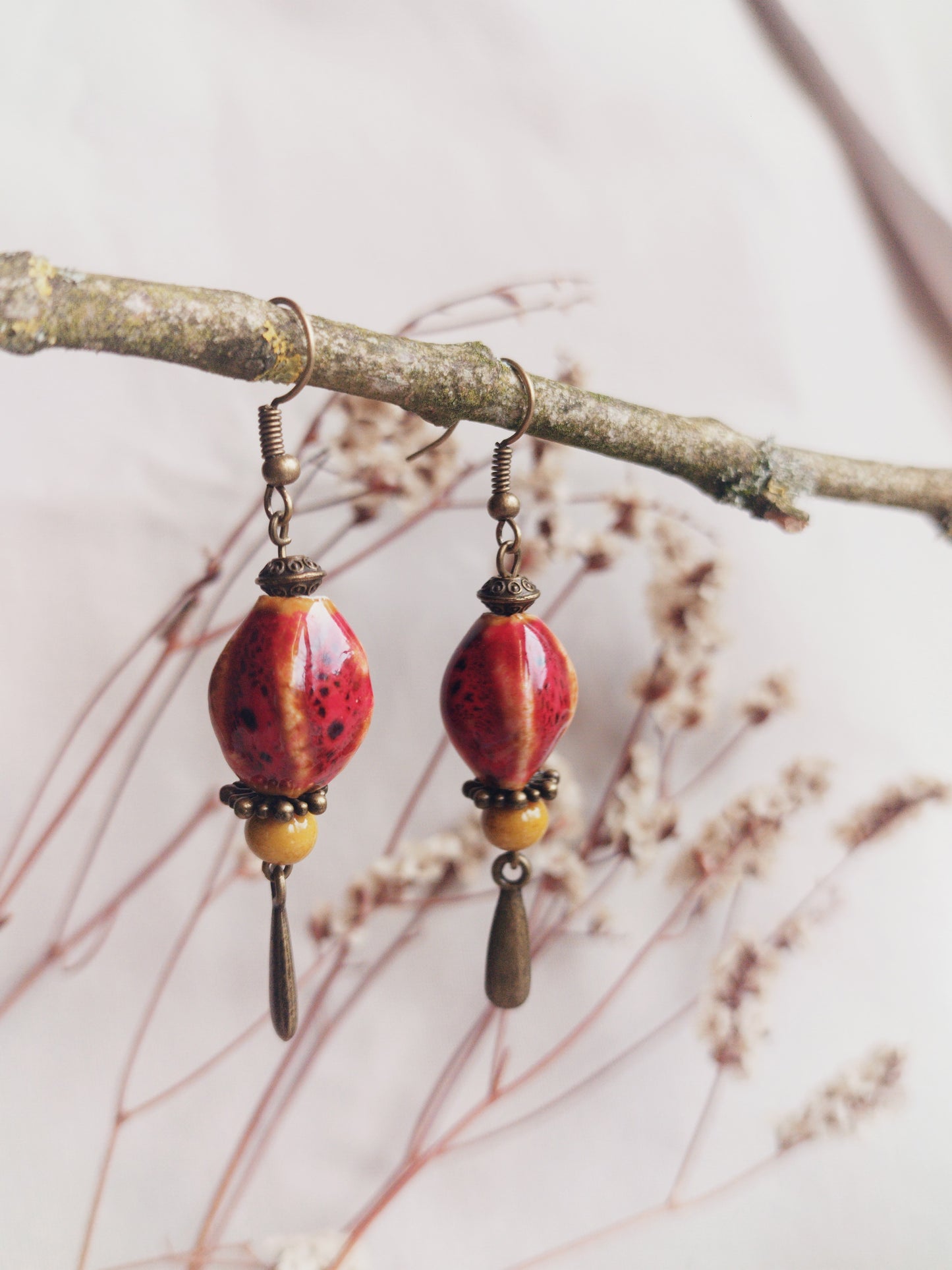 BOUCLE D'OREILLE - ethnique - bohème - upcycling - fait en Belgique - couleur bronze