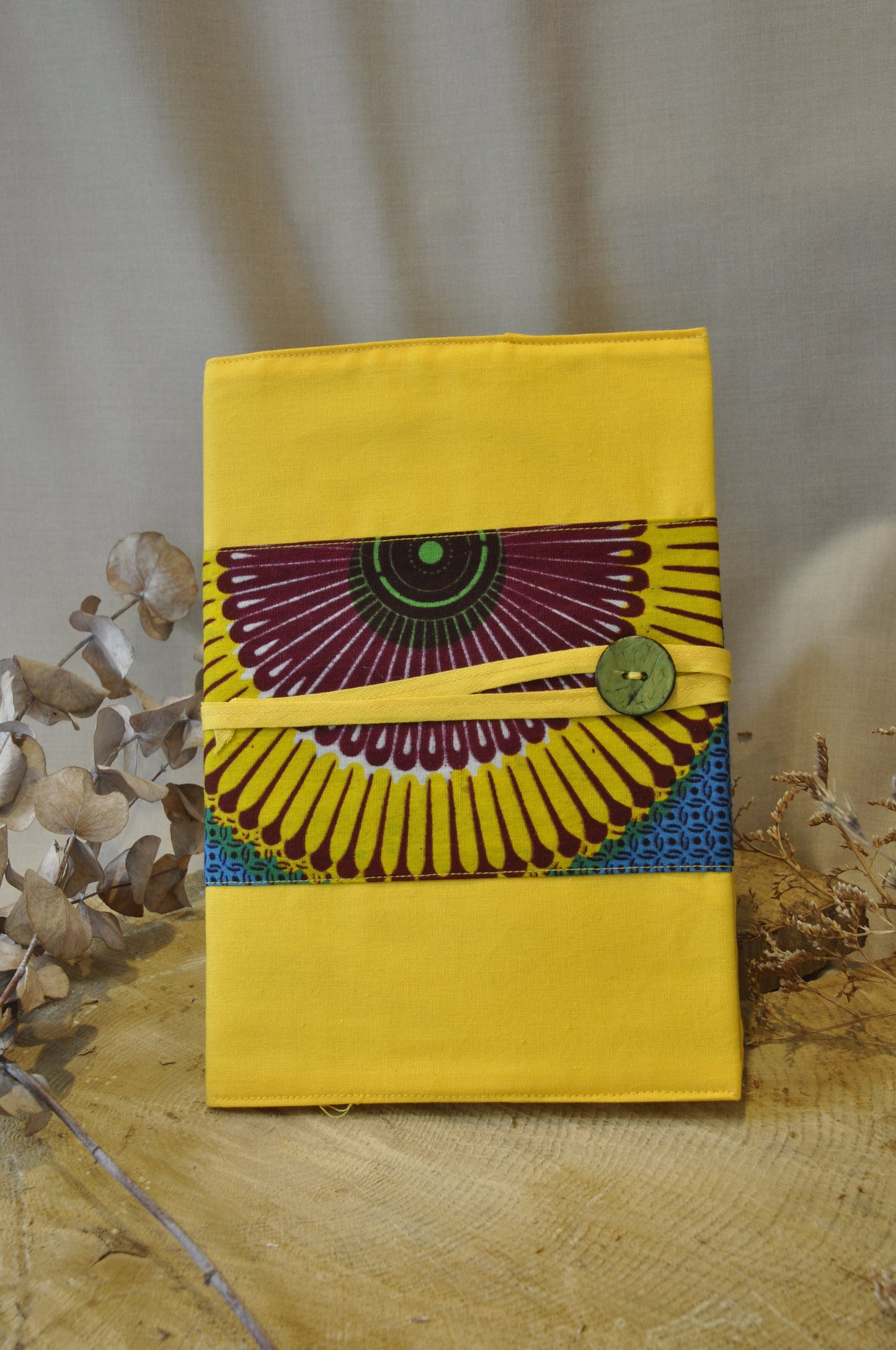 CONFIDENCE - couvre carnet A5 - wax upcyclé - fait en Belgique - ethnique - écrire, rêver et se confier