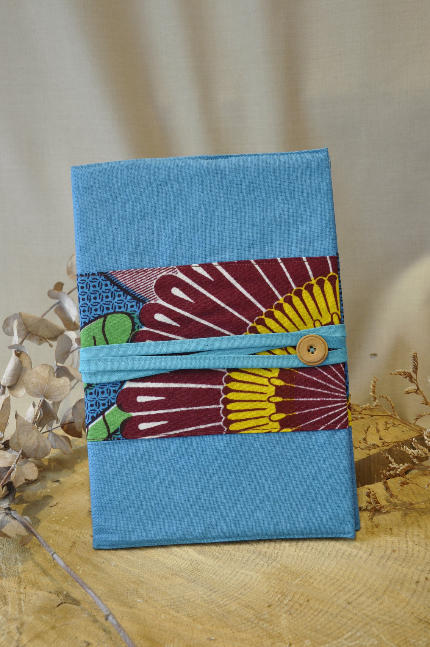 CONFIDENCE - couvre carnet A5 - wax upcyclé - fait en Belgique - ethnique - écrire, rêver et se confier (Copie) (Copie)