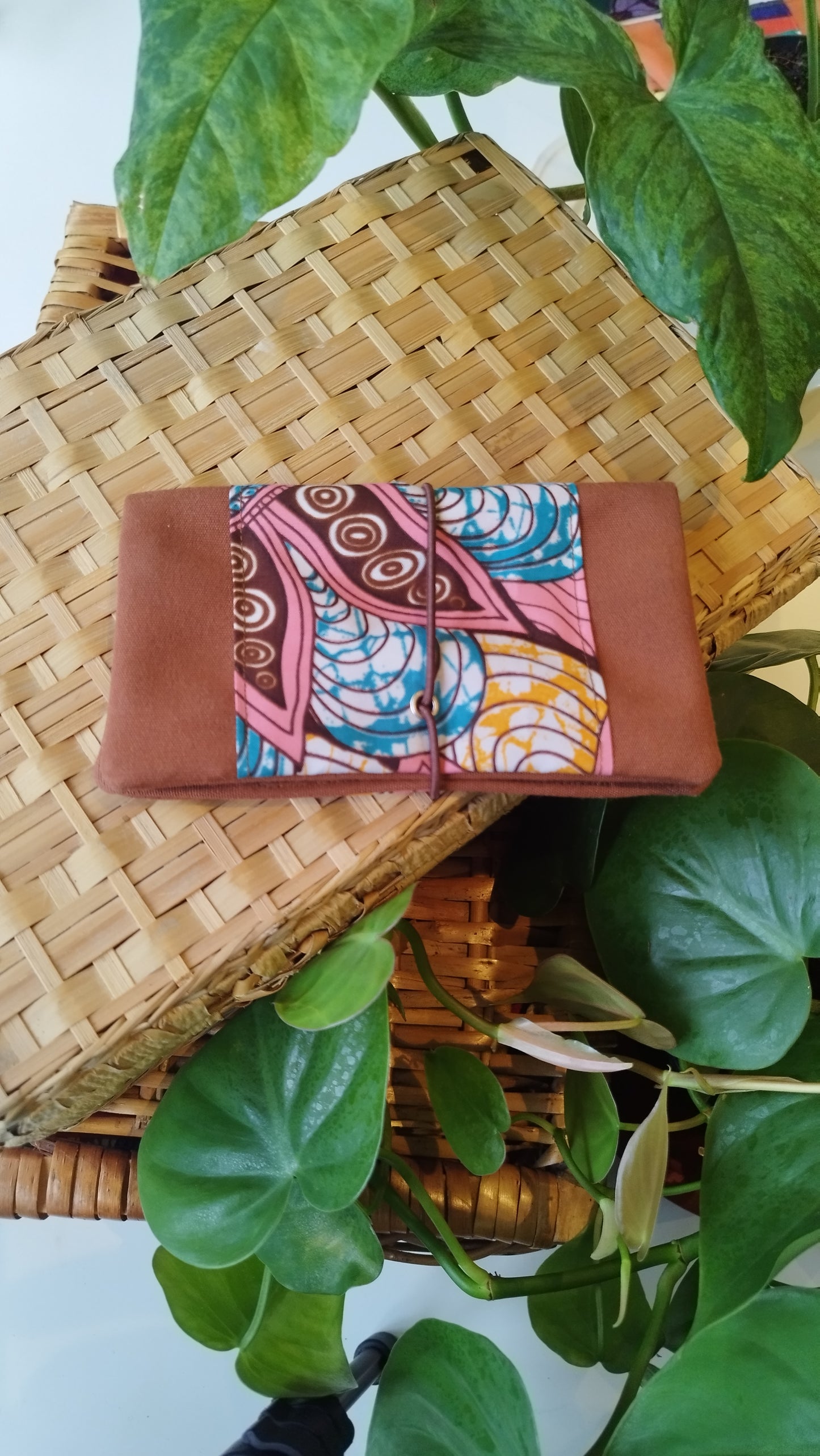 EVASION – blague à tabac upcyclée - local - ethnique - économie circulaire