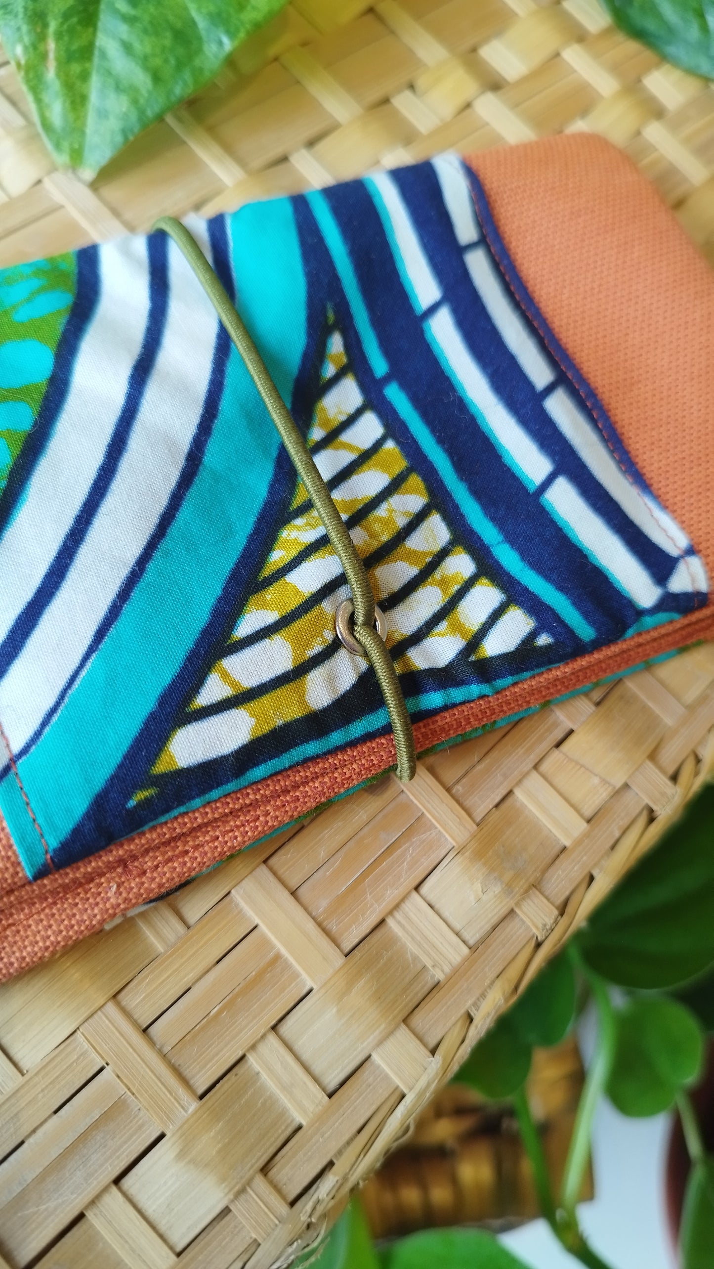 EVASION – blague à tabac upcyclée - local - ethnique - économie circulaire