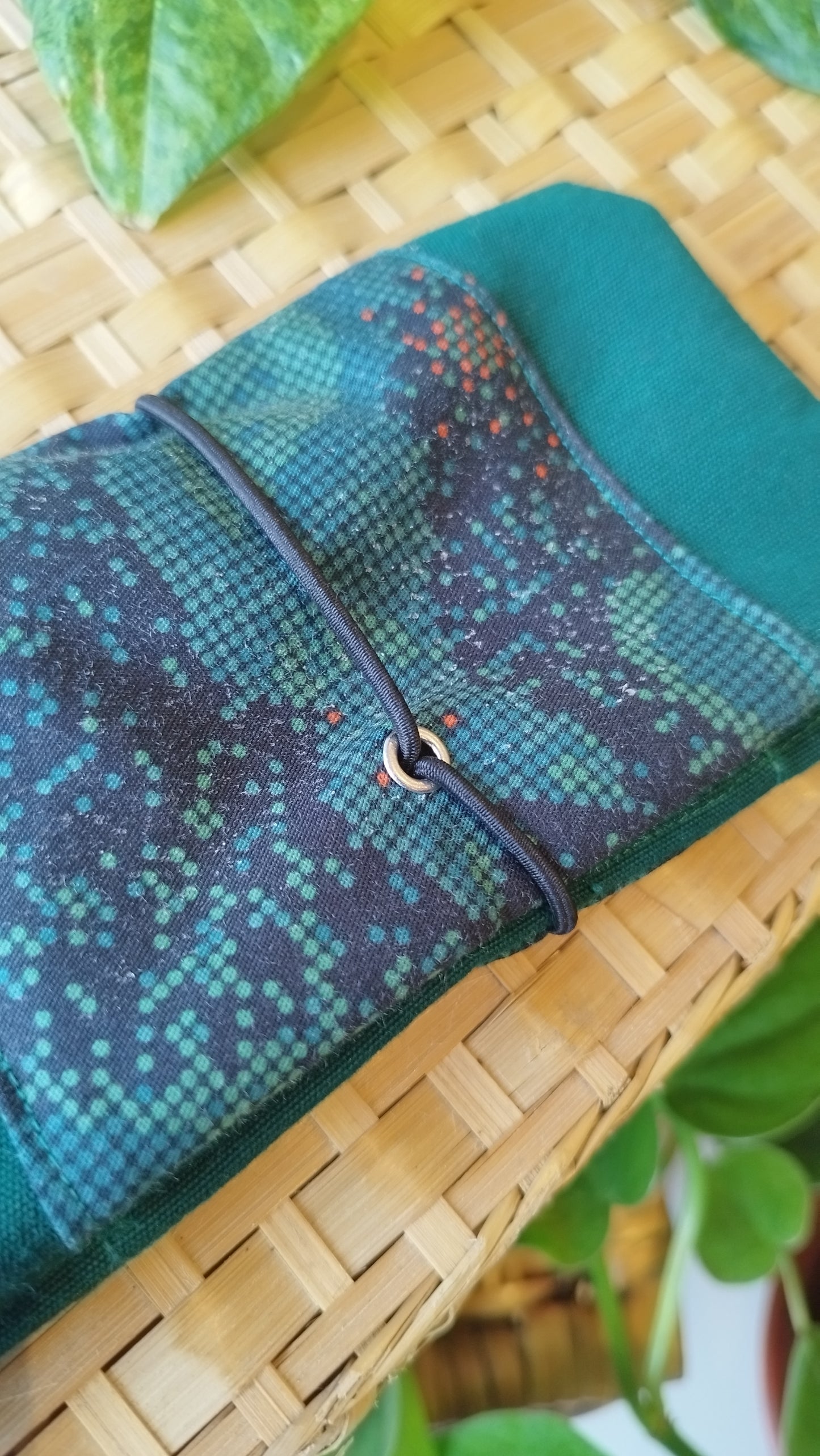 EVASION – blague à tabac upcyclée - local - ethnique - économie circulaire