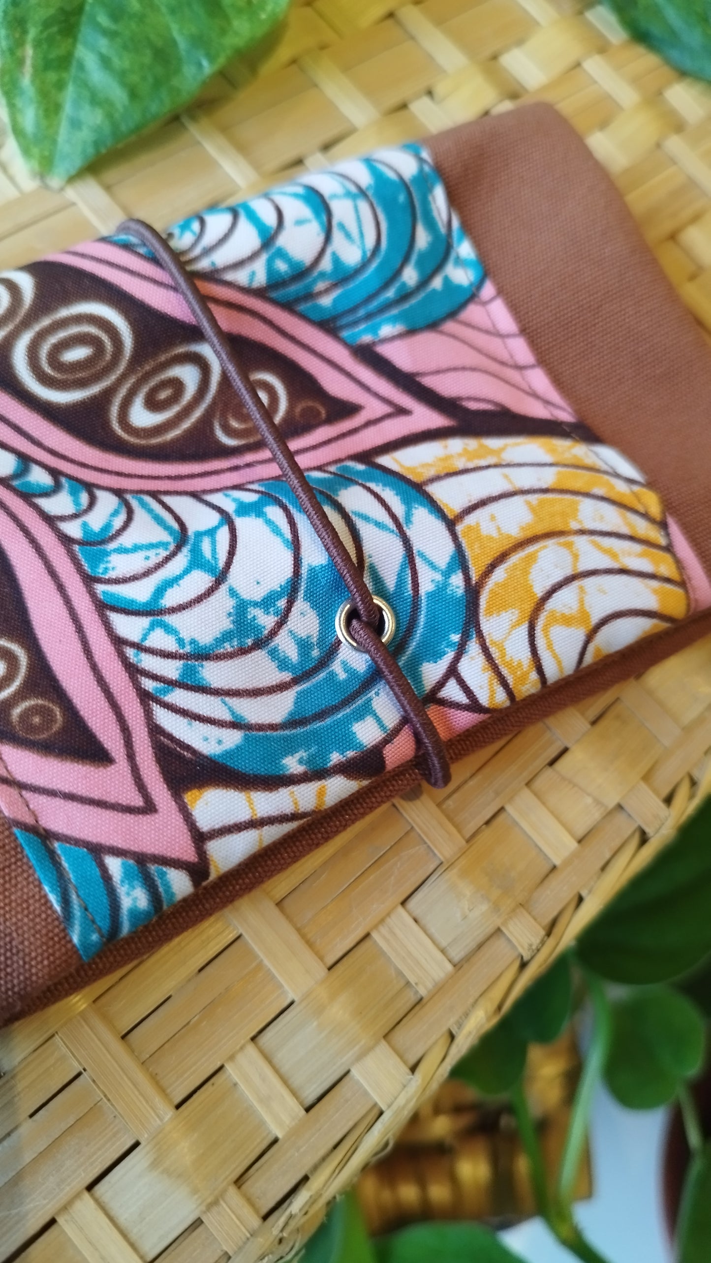 EVASION – blague à tabac upcyclée - local - ethnique - économie circulaire