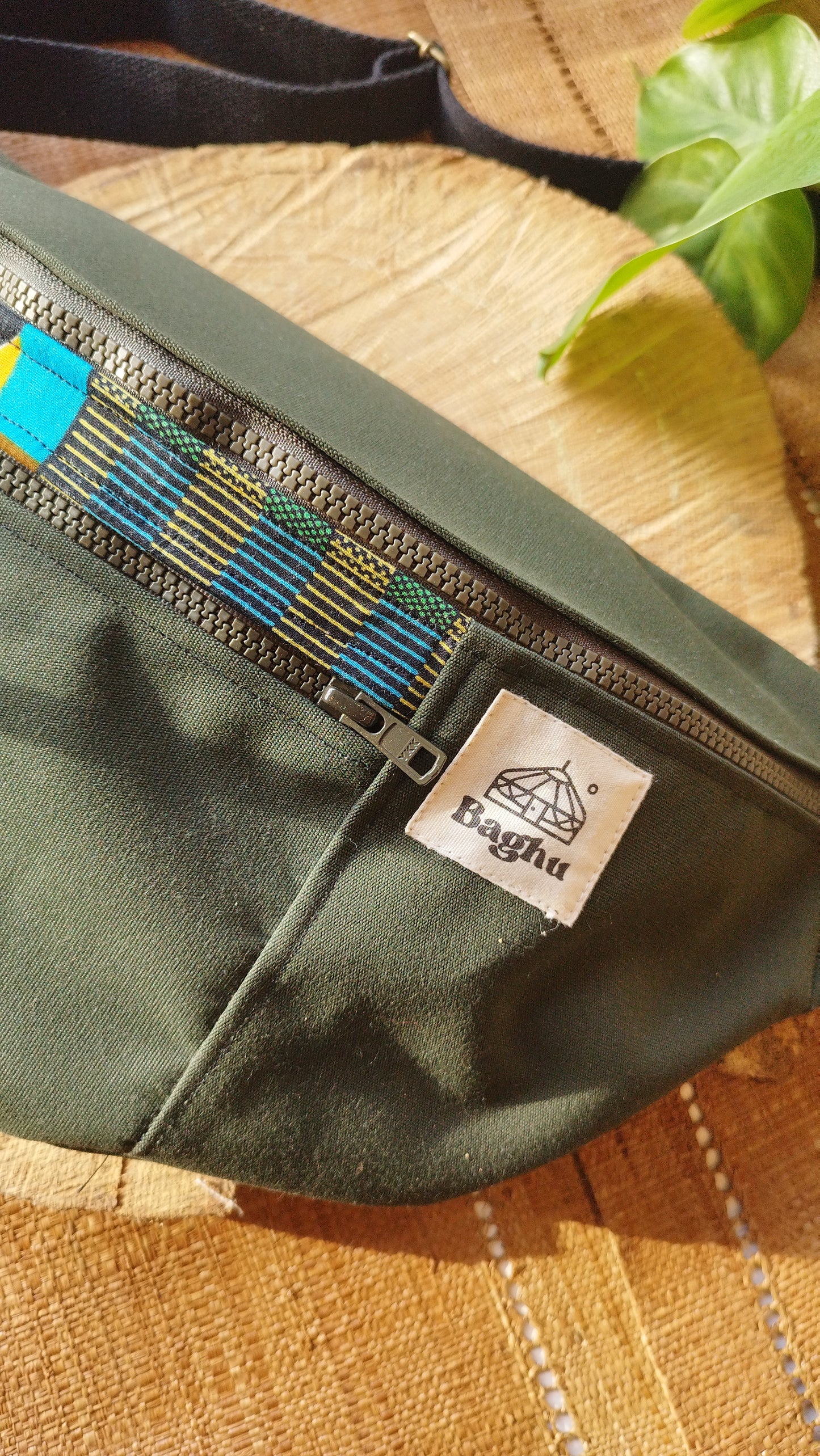 NOMADE - le sac banane XXL - Baghu - Sac artisanal belge Ethnique