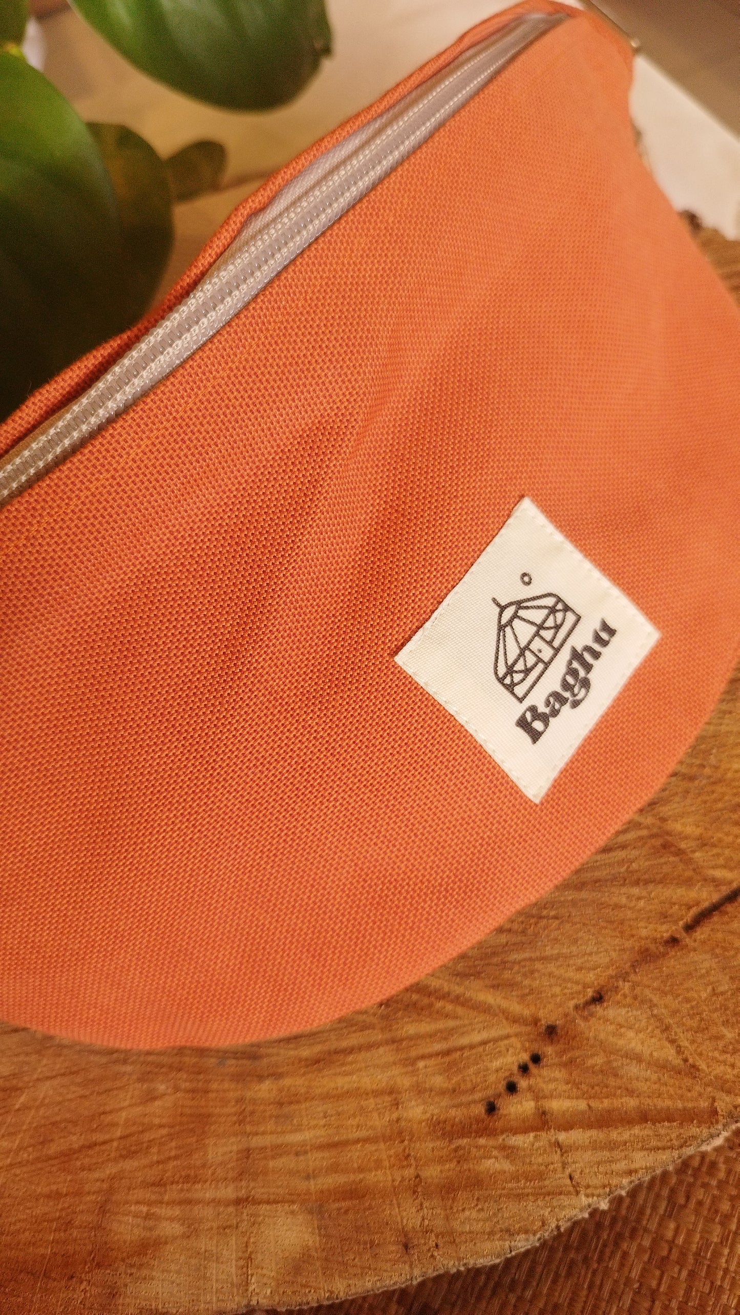 MINI NOMADE - petit sac banane S - Baghu - Sac artisanal belge - Ethnique - upcyclé - durable