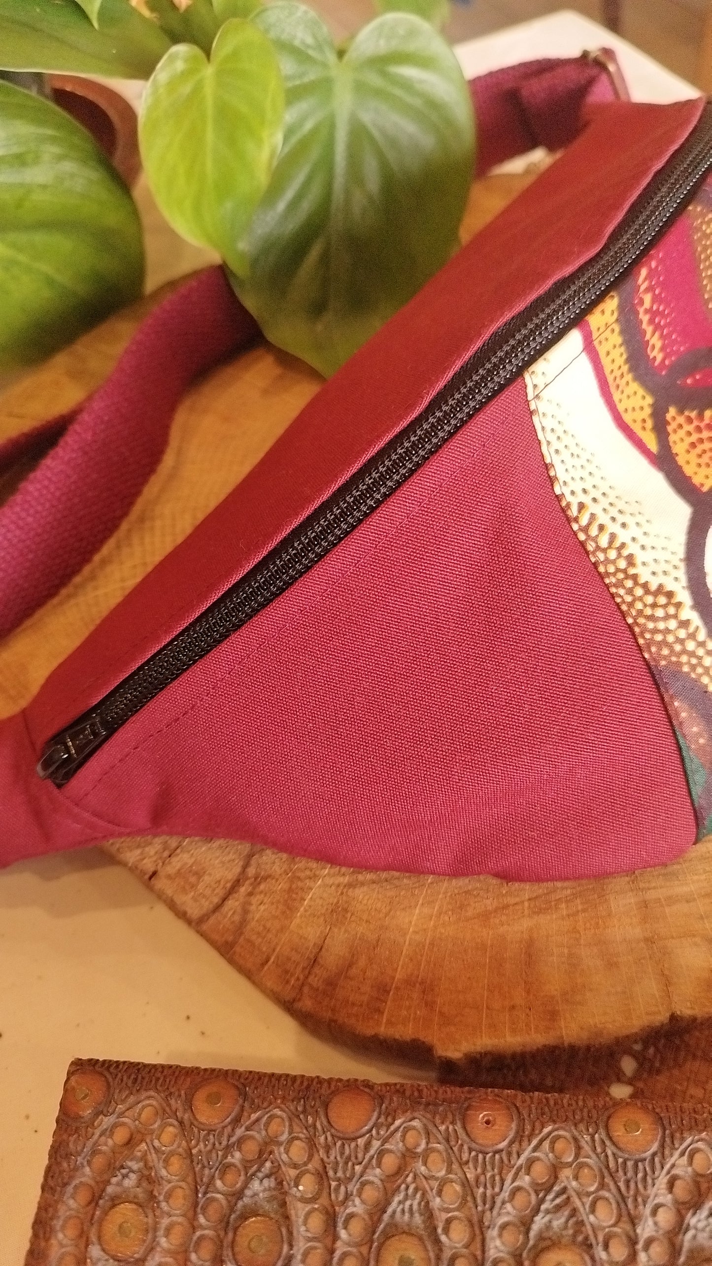 MINI NOMADE - petit sac banane S - Baghu - Sac artisanal belge - Ethnique - upcyclé - durable