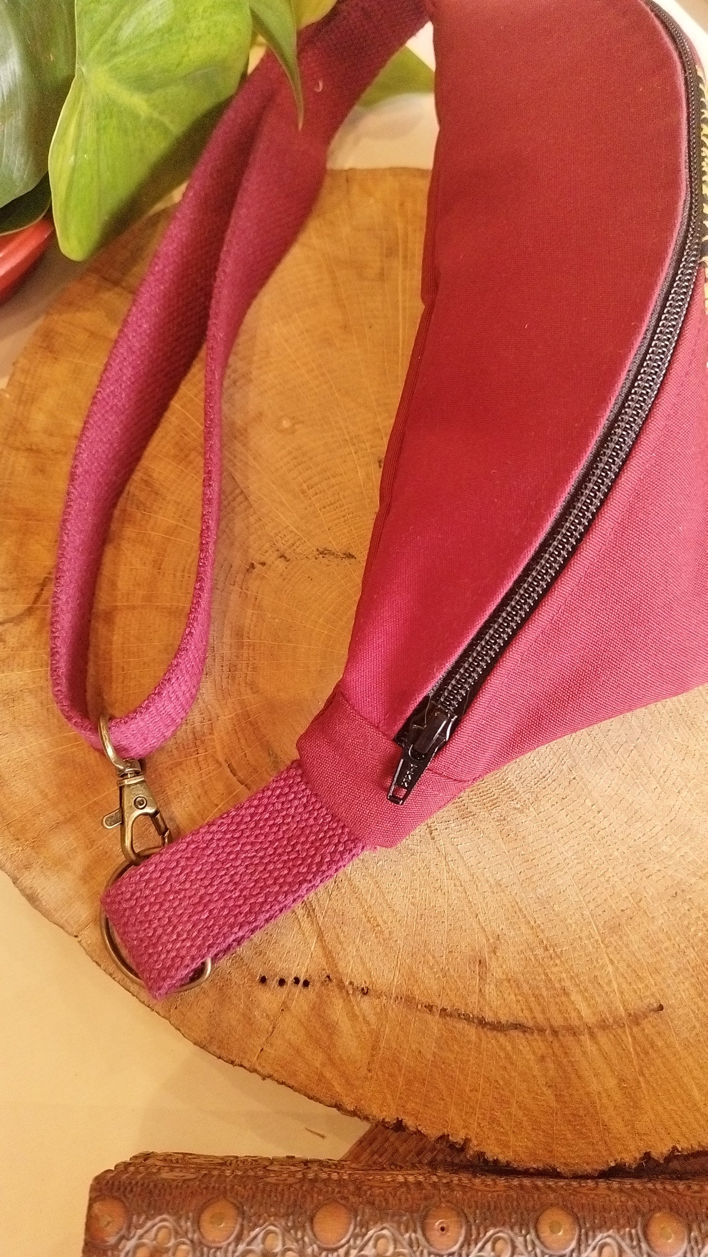 MINI NOMADE - petit sac banane S - Baghu - Sac artisanal belge - Ethnique - upcyclé - durable