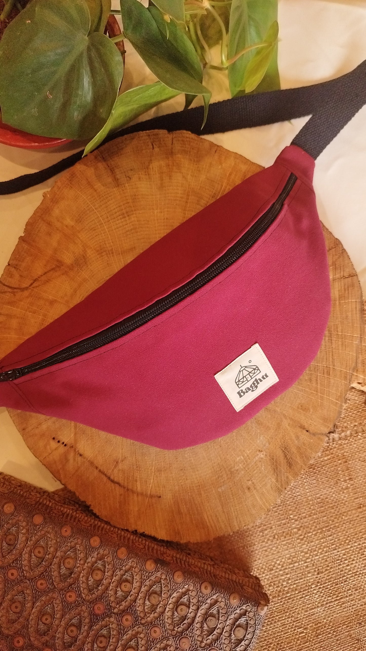 MINI NOMADE - petit sac banane S - Baghu - Sac artisanal belge - Ethnique - upcyclé - durable