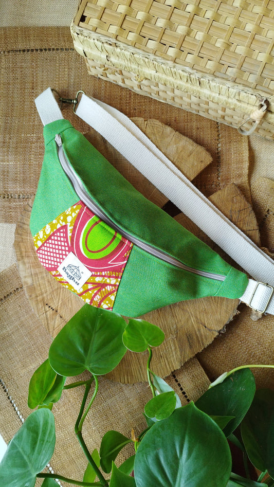 MINI NOMADE - petit sac banane S - Baghu - Sac artisanal belge - Ethnique - upcyclé - durable -