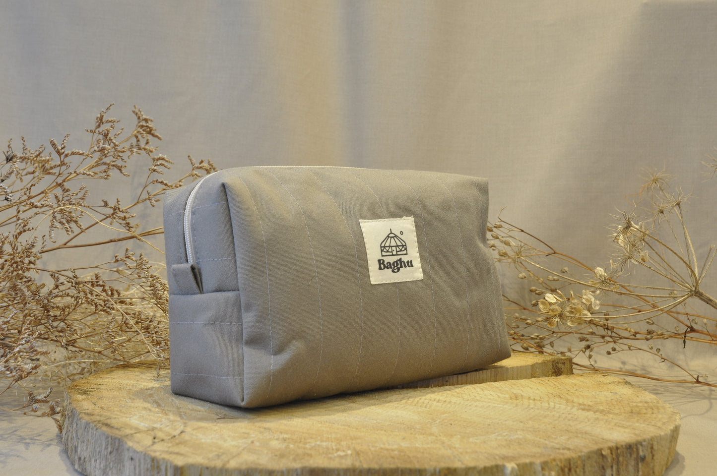 RITUEL - trousse de toilette - Taille S - upcyclé - toile de yourte - fait en Belgique -