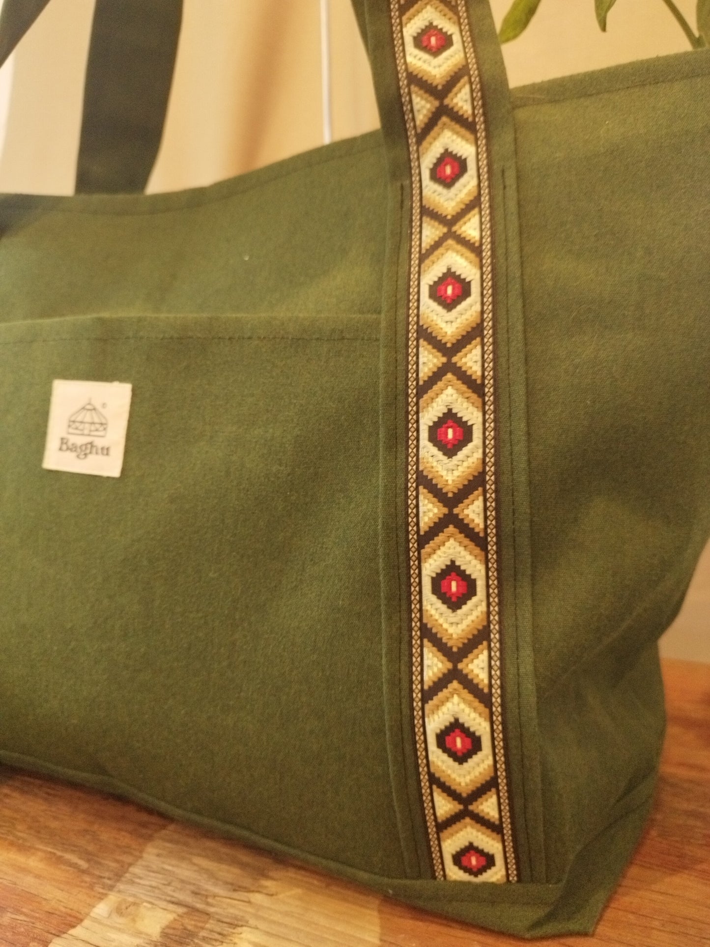 L'ECHAPEE - Sac cabas - Baghu - Sac artisanal belge - ethnique - recyclé - avec tirette principale