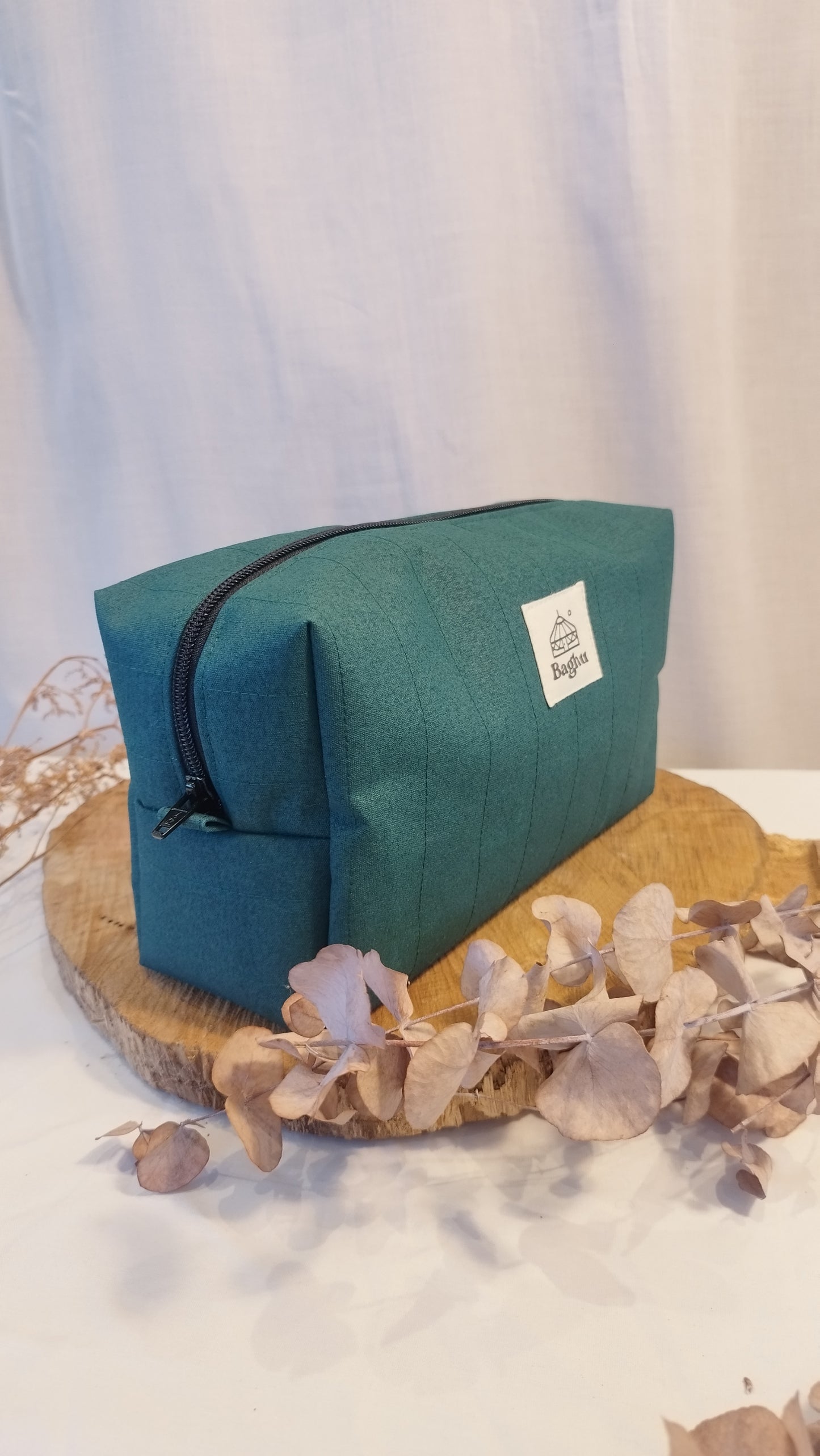ESCAPADE - trousse de toilette - Taille M - upcyclé - toile de yourte - fait en Belgique