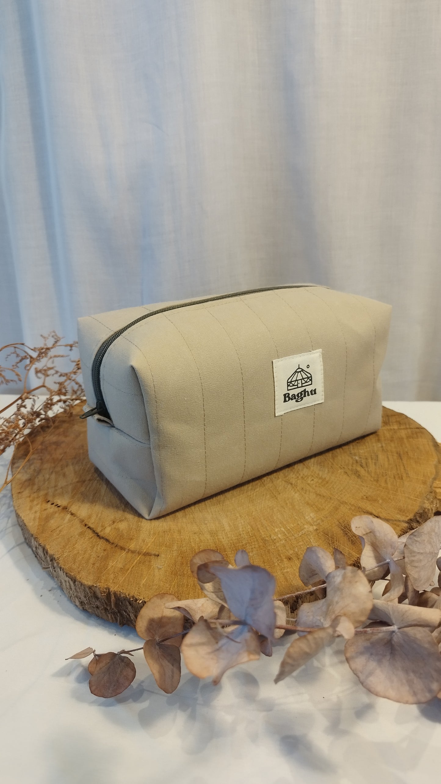 RITUEL - trousse de toilette - Taille S - upcyclé - toile de yourte - fait en Belgique -