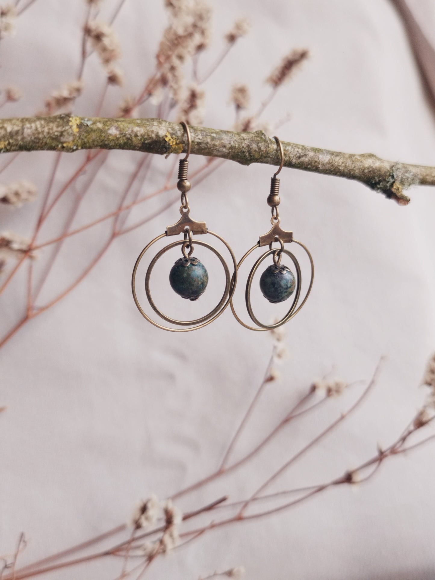 BOUCLE D'OREILLE - ethnique - bohème - upcycling - fait en Belgique - couleur bronze