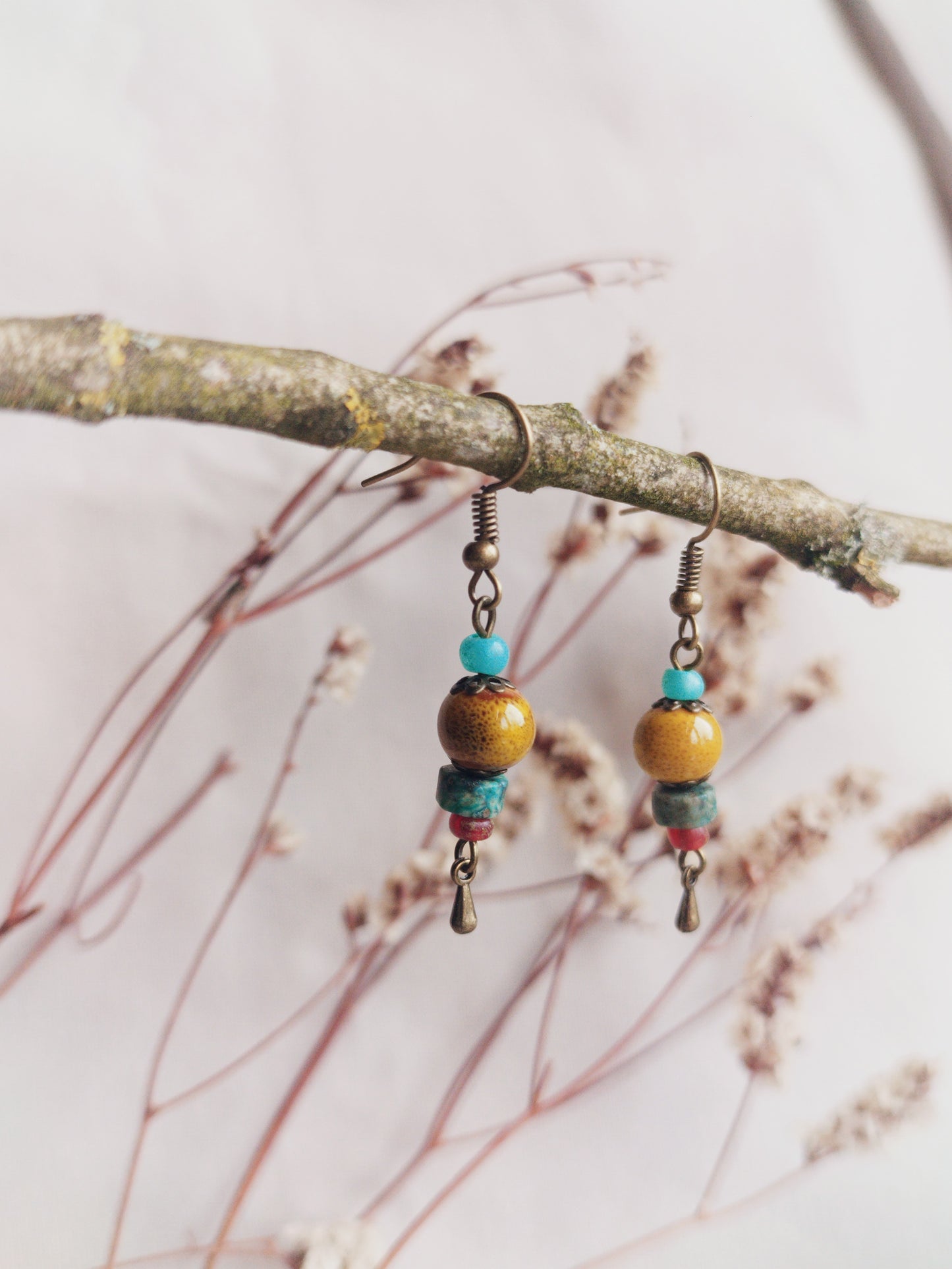 BOUCLE D'OREILLE - ethnique - bohème - upcycling - fait en Belgique - couleur bronze