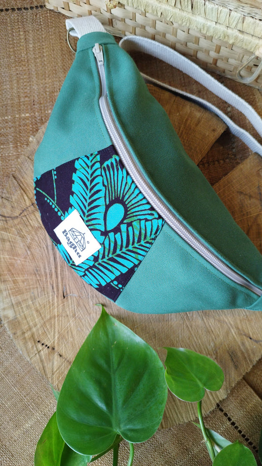 MINI NOMADE - petit sac banane S - Baghu - Sac artisanal belge - Ethnique - upcyclé - durable -