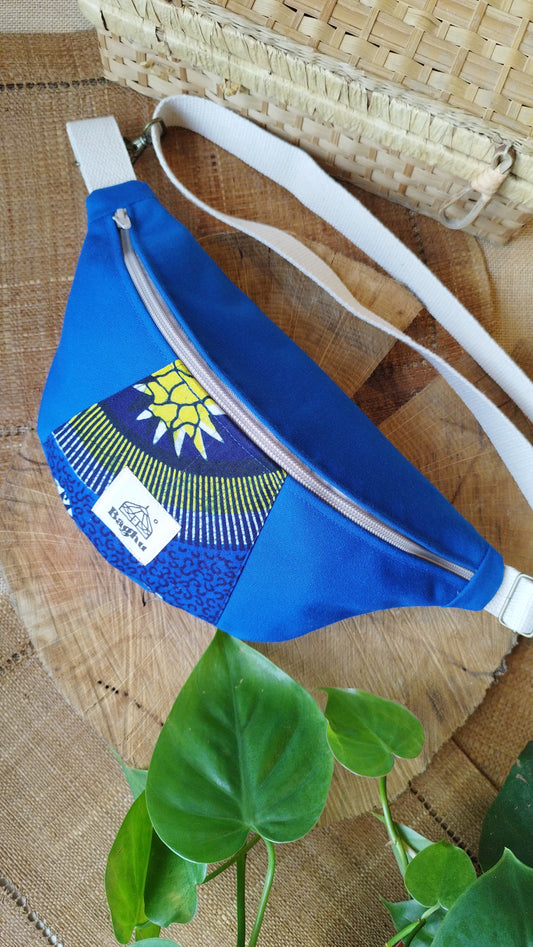 MINI NOMADE - petit sac banane S - Baghu - Sac artisanal belge - Ethnique - upcyclé - durable -