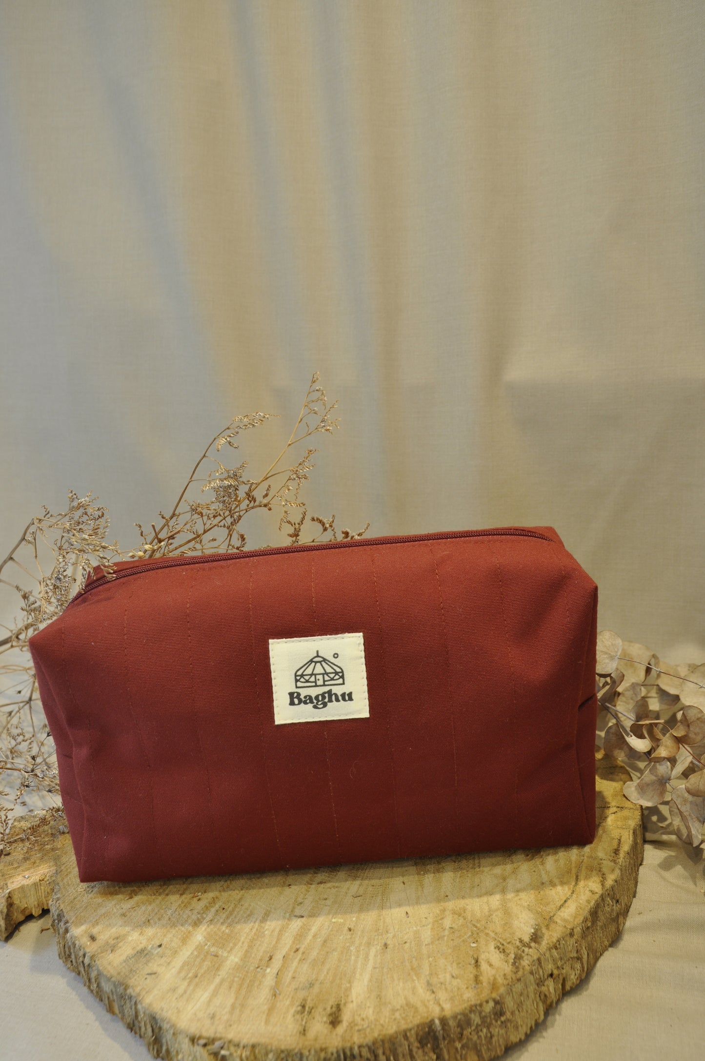 ESCAPADE - trousse de toilette - Taille M - upcyclé - toile de yourte - fait en Belgique - beige